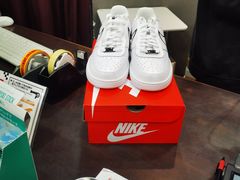 -ABC MART(心斎橋店)