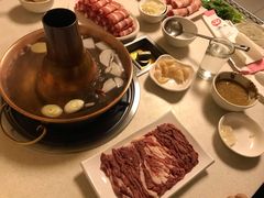 -八先生涮肉房(三里河店)