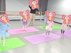 -优+美艺术培训学校(三金雄楚天地店)