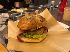 夏威夷牛肉汉堡-shark burger·鲨鱼汉堡(交子大道店)