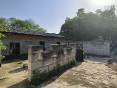 -东湖小天池真人CS彩弹野战基地