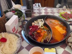 -赵美丽·重庆社区火锅·直营店(火车东站·中豪国际店)