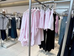 -URBAN REVIVO(七宝领展广场店)