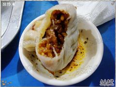 苓记香菇肉丁烧麦3-苓记南京鸭血粉丝.皮肚面(县东巷店)