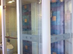 -喜鹊愉家酒店(郑州曼哈顿博览中心地铁站店)