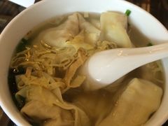-笑来喜馄饨小笼工坊店(湖滨街店)