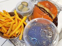 -TRIPS BURGER(大钟寺店)