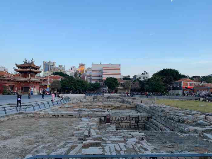 德济门遗址"探店路上,巧遇这座德济门遗址,就在天后宫.