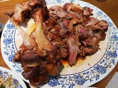 -老天桥酱肉烧饼夹肘子(天桥店)