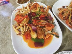 -四川小胡子海鲜(丁村万人海鲜广场店)