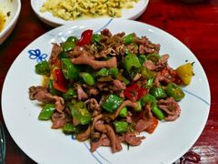 -芦茨金富饭庄·25年老字号·专做稻草鸡