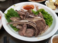 手抓羊肉-吉祥圣雪藏餐