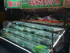 -覃记海鲜美食餐厅