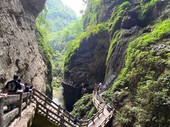 -龙水峡地缝景区