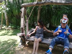 -三亚湾海居铂尔曼度假酒店