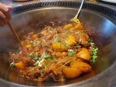 -山河屯铁锅炖(哈西站店)