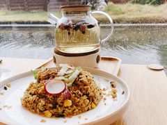 松茸什菌炒饭-汝是素•文创素食馆(金月湾店)