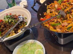 -富正毅三下锅(体育馆店)