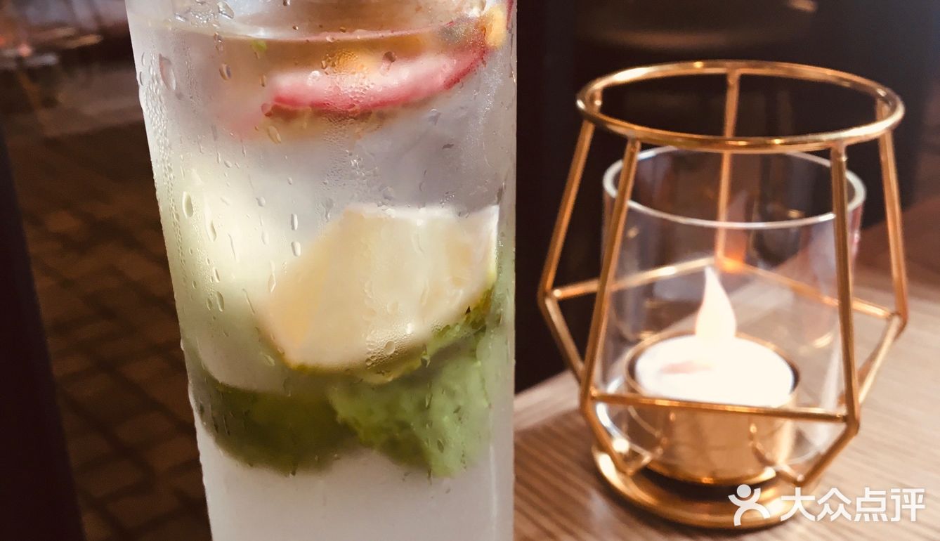 华尔道夫酒店后花园｜外滩精致美味