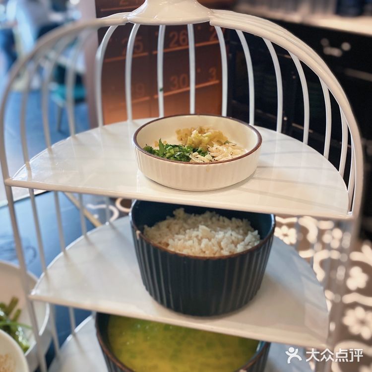 特色菜🍲｜古城里精致的中餐厅[糖果]