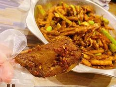 -嘎嘎鸭下巴·爆辣干锅(明教寺店)