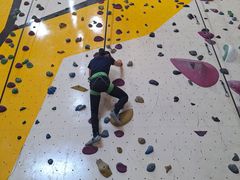 -问山MountQuest攀岩馆