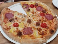 -城市大道红炉披萨烘焙坊