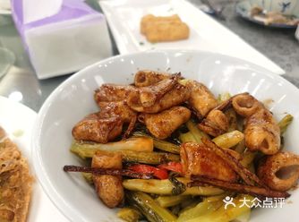 「客家汇风味食府(信义店)」「烧肥肠」 「乡下碌鹅」