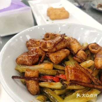 「客家汇风味食府(信义店)」「烧肥肠」 「乡下碌鹅」