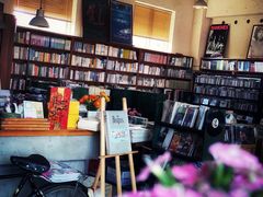 -麦田书店(国防路店)