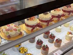 -花花卷卷·鲜食蛋糕(静安久光百货店)