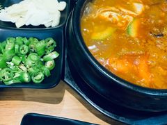 辣豆腐汤-肉甲韩国木炭烤肉(新壹街1店)