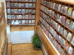 -猫的天空之城概念书店(丽江古城饮玉巷店)