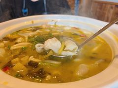 -头上红煨盐鸡·非遗院子餐厅