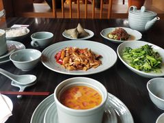 菌菇炒牛肉-丽江金茂凯悦臻选酒店-滇香馆