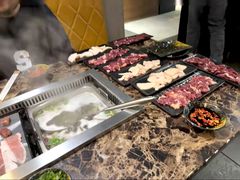 -牛里牛气· 榴莲海鲜鲜牛肉自助火锅·烤肉(横岗店)