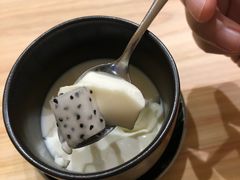 椰汁布丁-鮨青(恒基名人购物中心店)