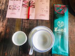 -龙虾风暴(松江店)