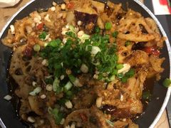 -何师烧烤·香辣蟹·川菜·30年老品牌(太古里旗舰店)