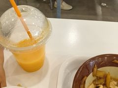 -浦东图书馆读者餐厅