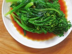 -乐禧母婴全自营月嫂(宝山店)