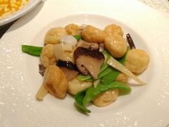 招牌鱼面筋-老上海弄堂菜馆(恒基名人购物中心店)