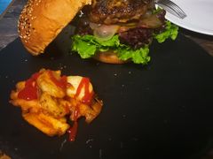 -HIGH FIVE哈福手工汉堡(桂林路店)