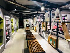 -新华书店(泉城路店)