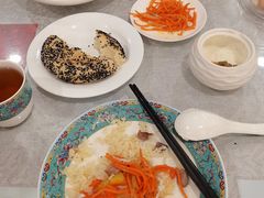 -汗腾格里·风味餐厅(新疆驻京办店)