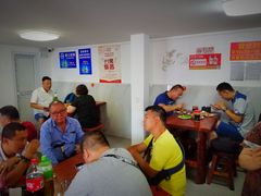 大堂-宝瑞门钉肉饼店