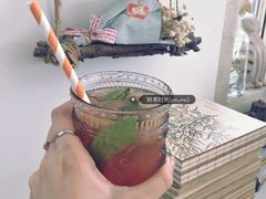 -海边的猫和咖啡馆