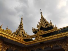 -ခြောက်ထပ်ကြီးရွှေသာလျောင်းဘုရားကြီး