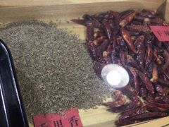 -陇上全荟兰州传统牛肉面(延吉路店)