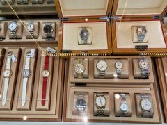 -亨得利名表服务中心(上海湾店)